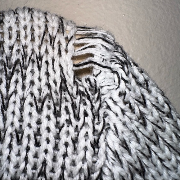 Gap Knitted Open Front Cardigan Sweater Size: Large - Picture 5 of 6